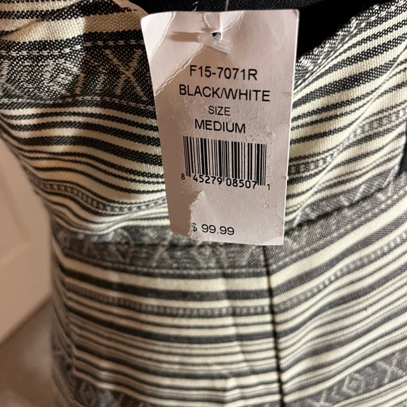 NWT RED Saks Fifth Avenue Black Ivory Fit And Flare Tribal Print Dress Medium - Picture 6 of 12